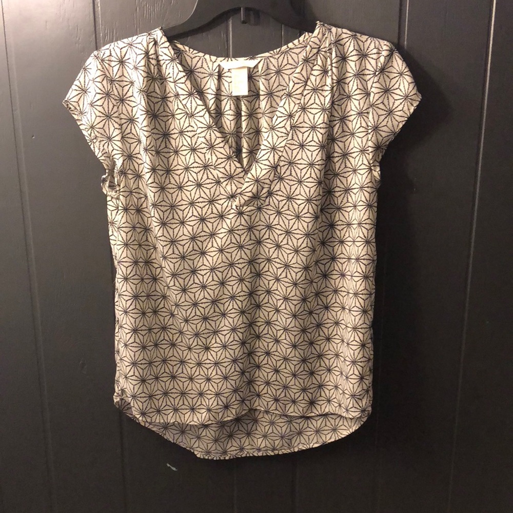 Short sleeve blouse